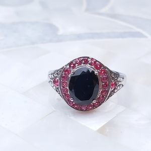 Saskia • Spinel & Diamond Halo Ring